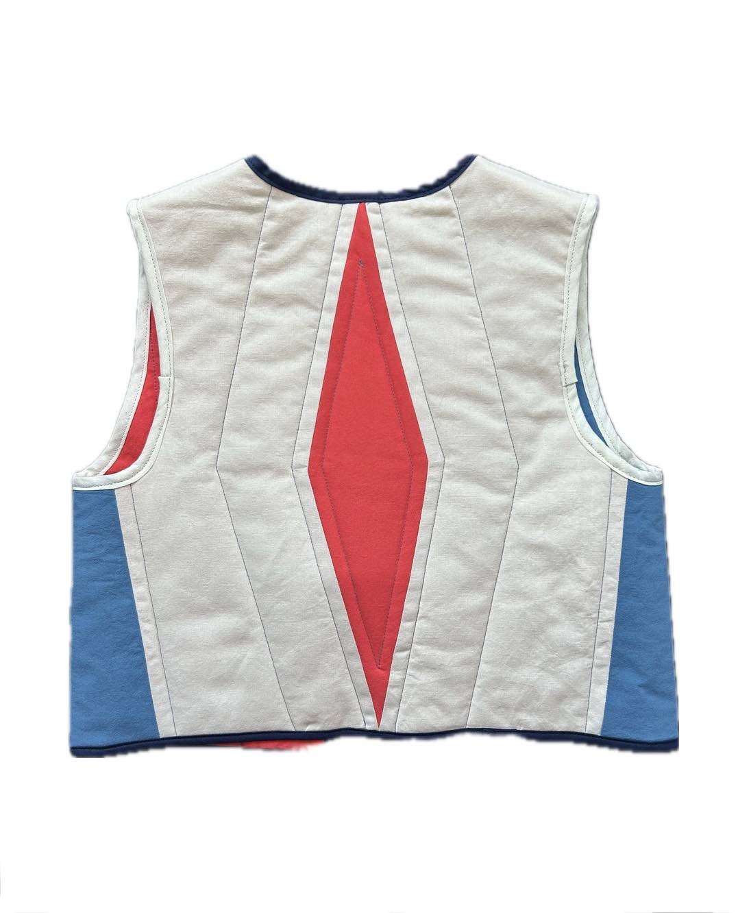 Quilt Weste - Zirkus blau/rot