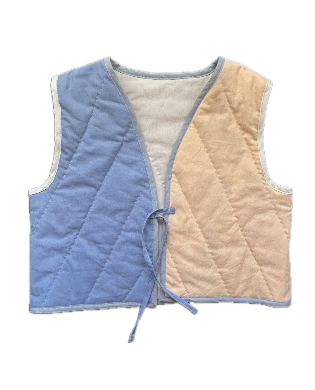 Quilt Weste - Rauten blau/creme/peach
